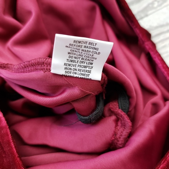 NY Collection Crushed Velvet Jumpsuit - Picture 8 of 8